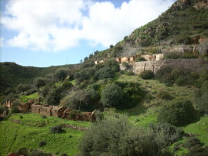 Ruderi del Villaggio Minerario di Monte Scorra.